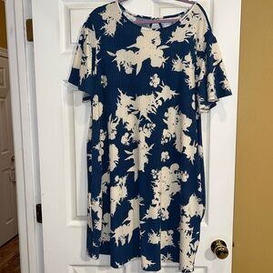 LuLaRoe Roselyn Blue and Cream Floral Midi Dress. Size 2XL. EUC